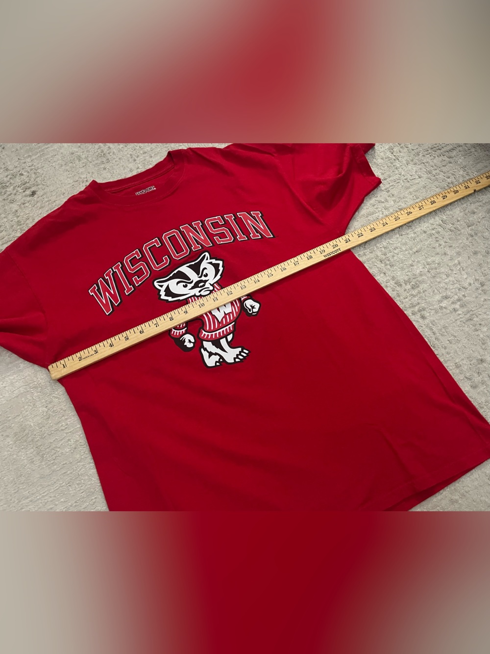 Pair of Vintage Wisconsin Badgers Jansport Tees - Picture 6 of 11
